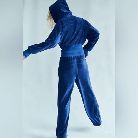 FP Free People Movement Lets Volley Velour Set